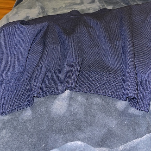 Sweater - Picture 6 of 6